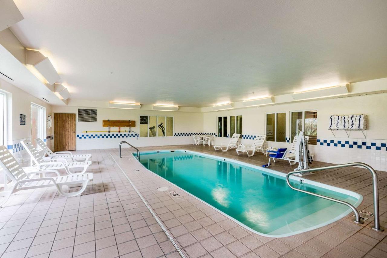Quality Inn Kearney Exteriör bild