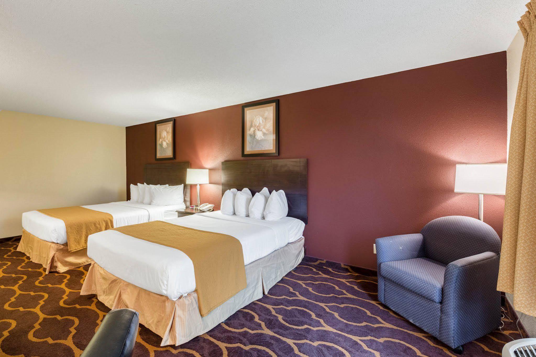 Quality Inn Kearney Exteriör bild